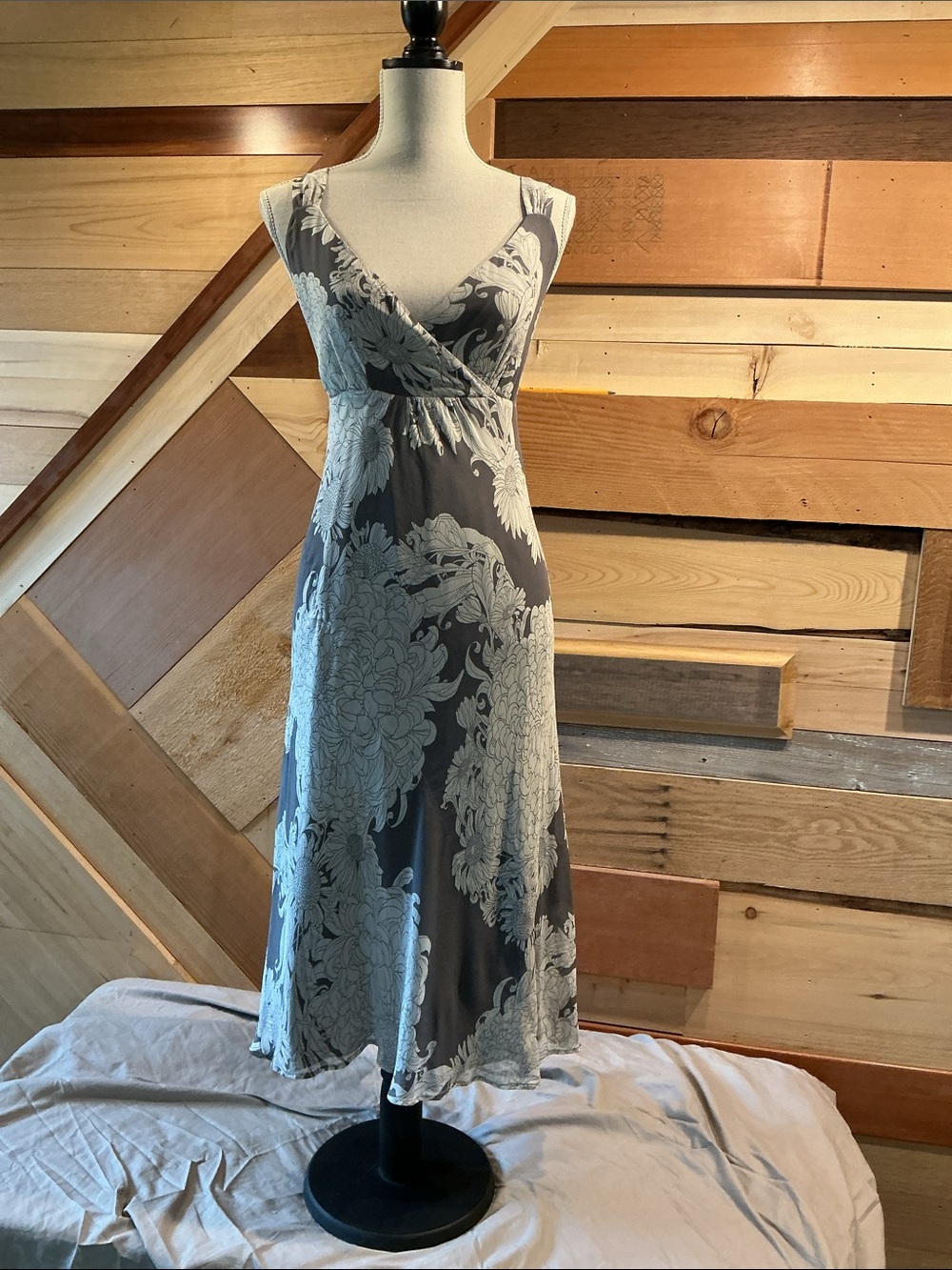 Barnett Hill silk Elegant Gray Floral Maxi Dress